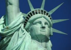 statue-of-liberty-g5d4c19413_1280